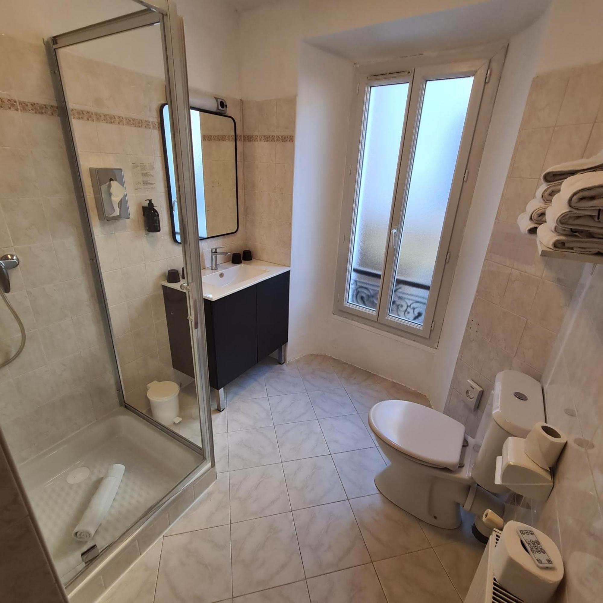 Le Grand Hotel Barcelonnette Bagian luar foto