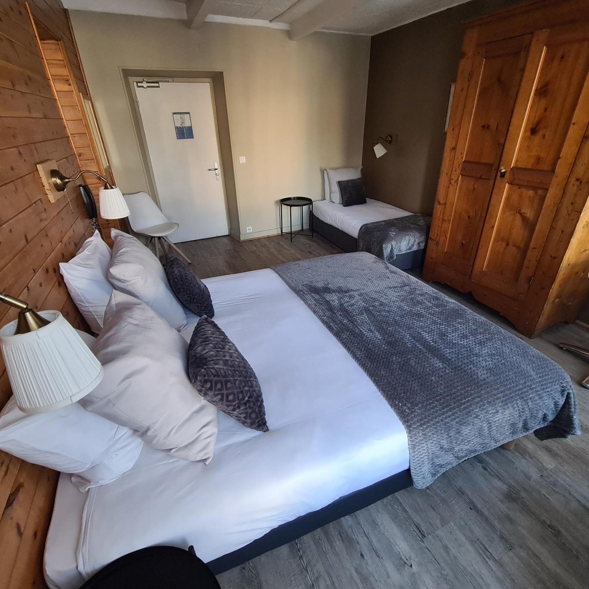 Le Grand Hotel Barcelonnette Bagian luar foto